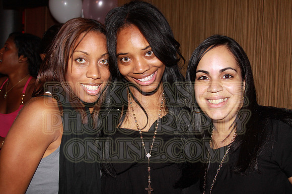 Yandy Smith & guest