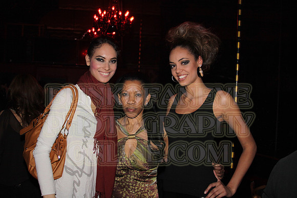 Lisa J, Annette, Thayna