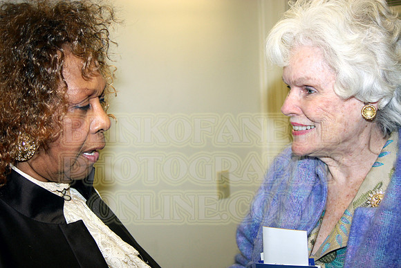 CISSY HOUSTON & DORIS BUFFET