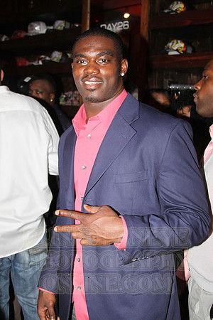 NY Jets player James Ihedigo