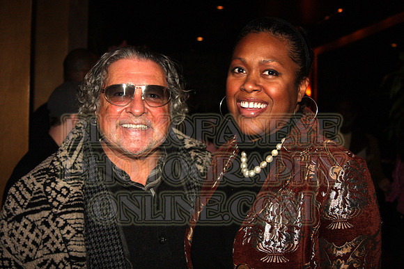 MR & MRS LARRY Z