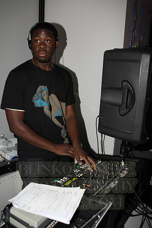 THE DJ