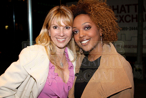 RAMONA SINGER & NICOLE WILLIAMS