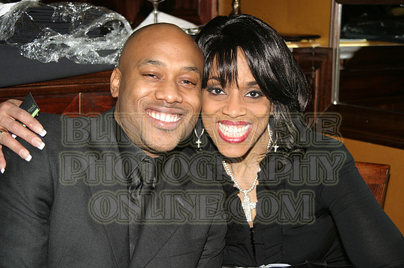 MARIO & HIS MOTHER VICKIE WINANS