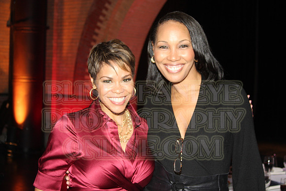 APRIL WOODARD & ACTRESS KIM BROCKINGTON