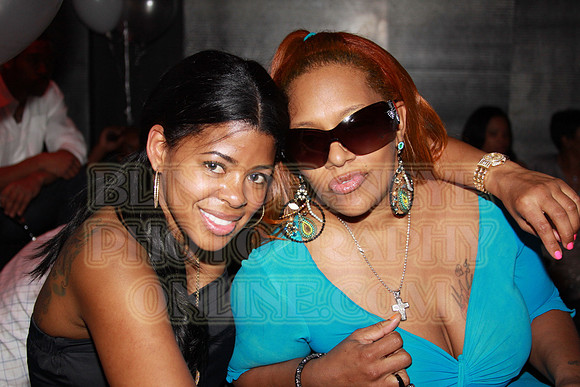 Chrissy & Queen Pen