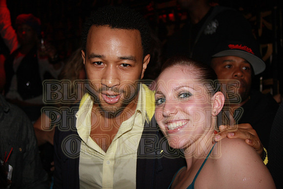 JOHN LEGEND & FAN