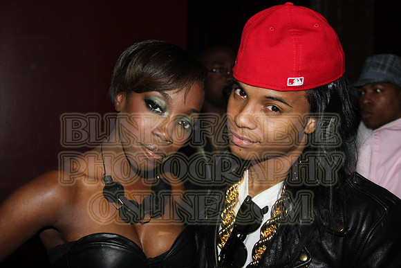 ESTELLE & UNIQUE
