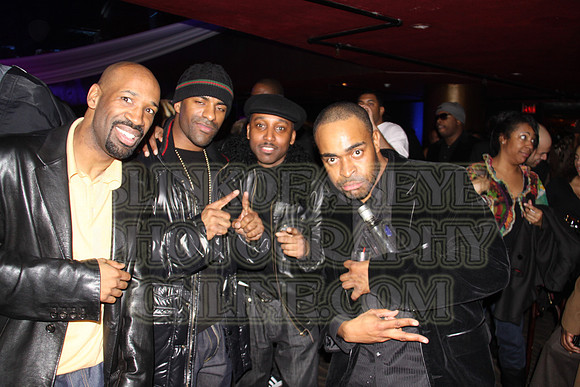 JAY, DJ CLUE, OBIE, & GUEST